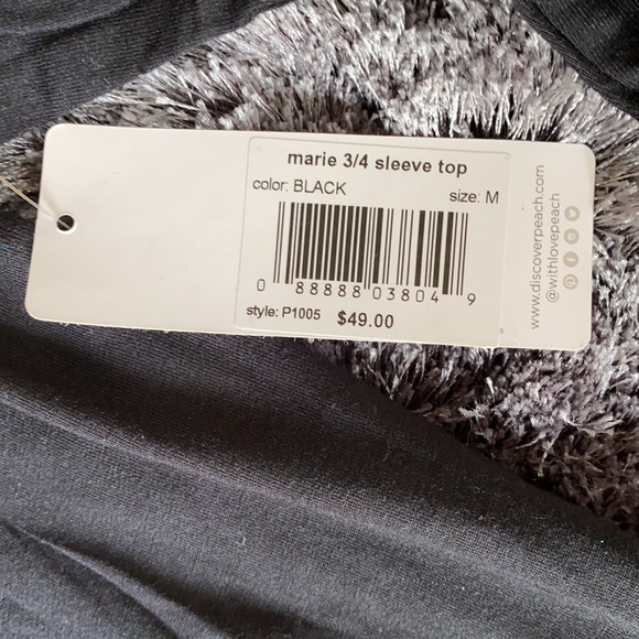 ✨NWT✨ 3/4 Black Top by peach 🍑 - 95% Modal/5% Spandex - Picture 4 of 7